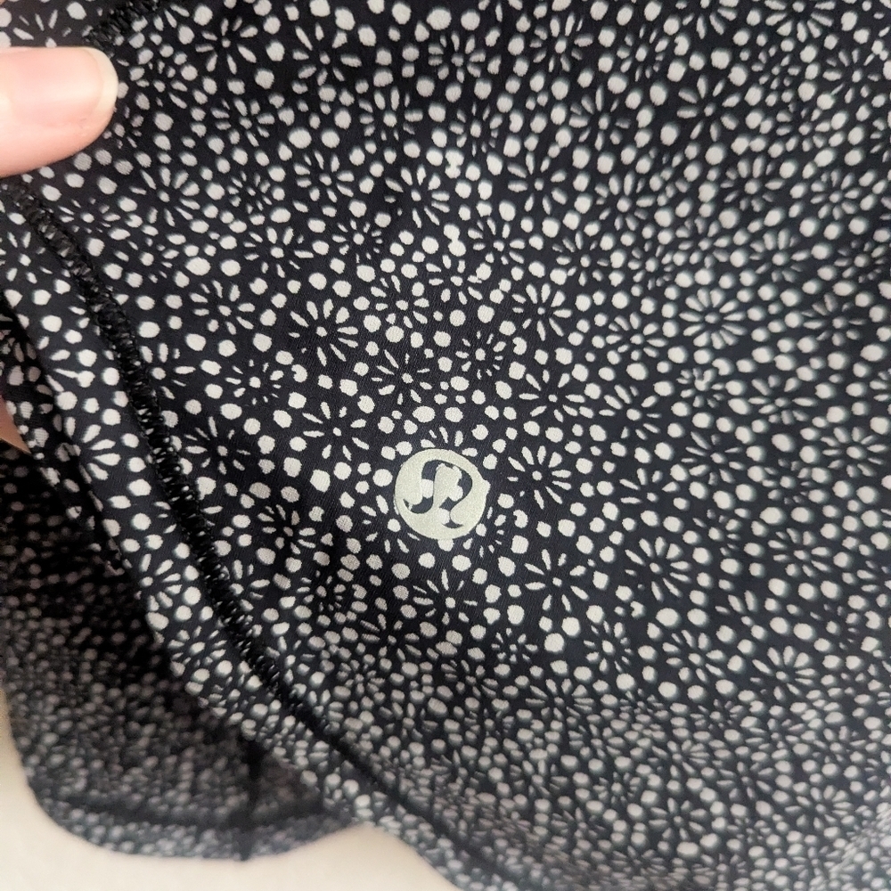 Lululemon Black Floral Workout Tank - Picture 3 of 4